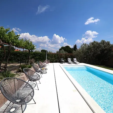 House With A Swimming Pool - Diklo, - 15336 * Задар