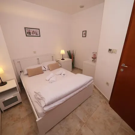Holiday home House With A Swimming Pool - Diklo, - 15336 Zadar
