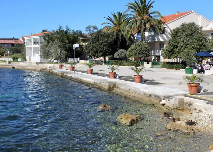 House With A Swimming Pool - Diklo, - 15336 زادار